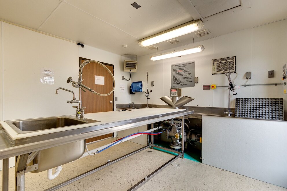 Fish and Game Cleaning Facility