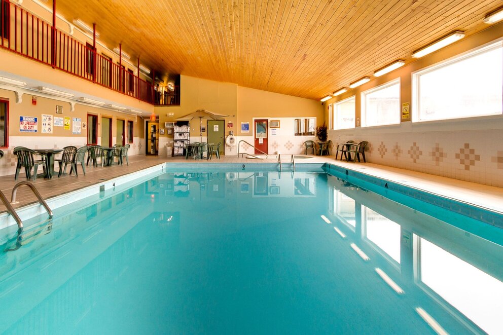 Fireside Inn & Suites Indoor Heated Pool